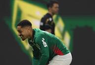 Palmeiras vence São Paulo e assume liderança do Brasileiro provisoriamente