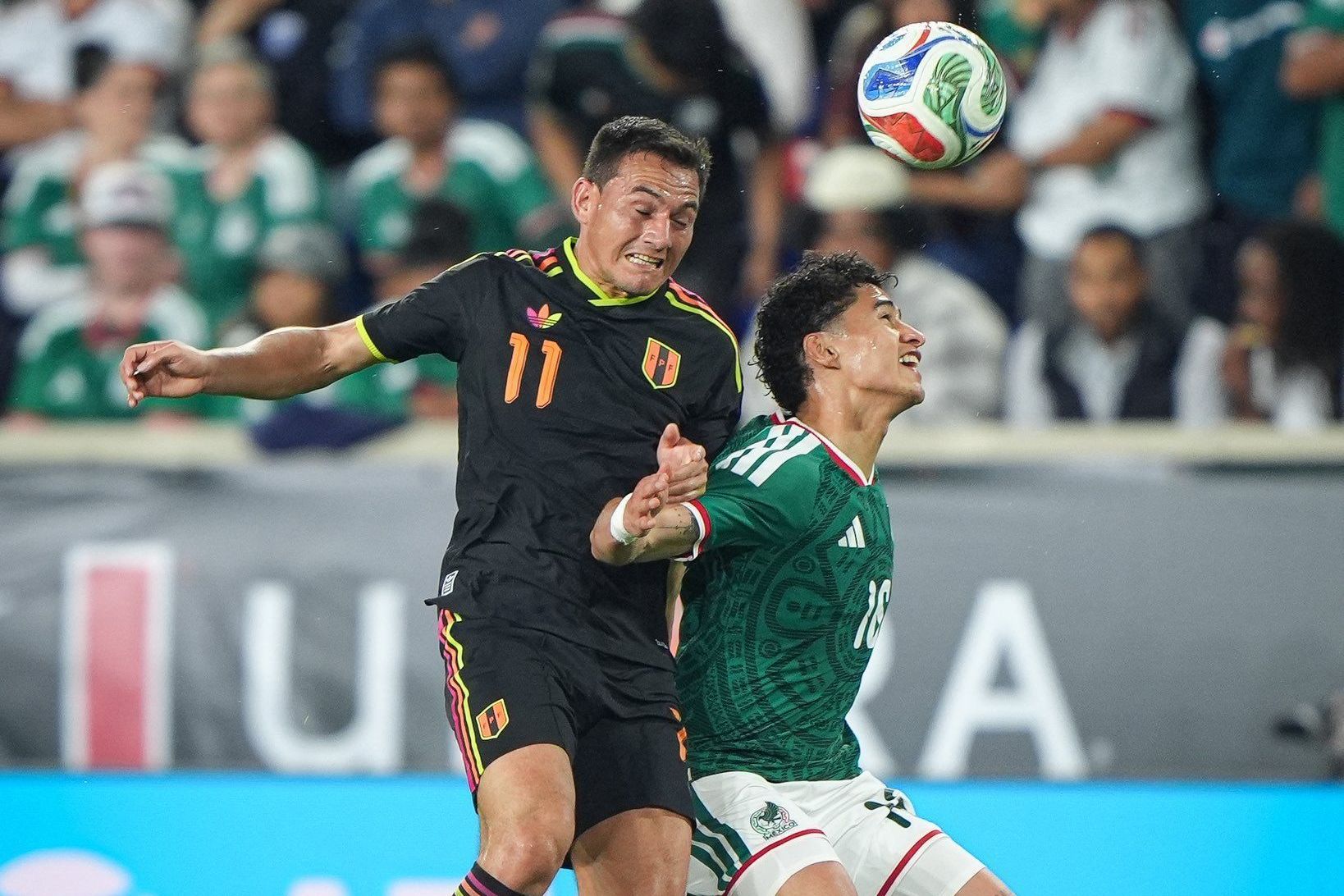 México e Peru fazem jogo morno e apenas empatam em amistoso