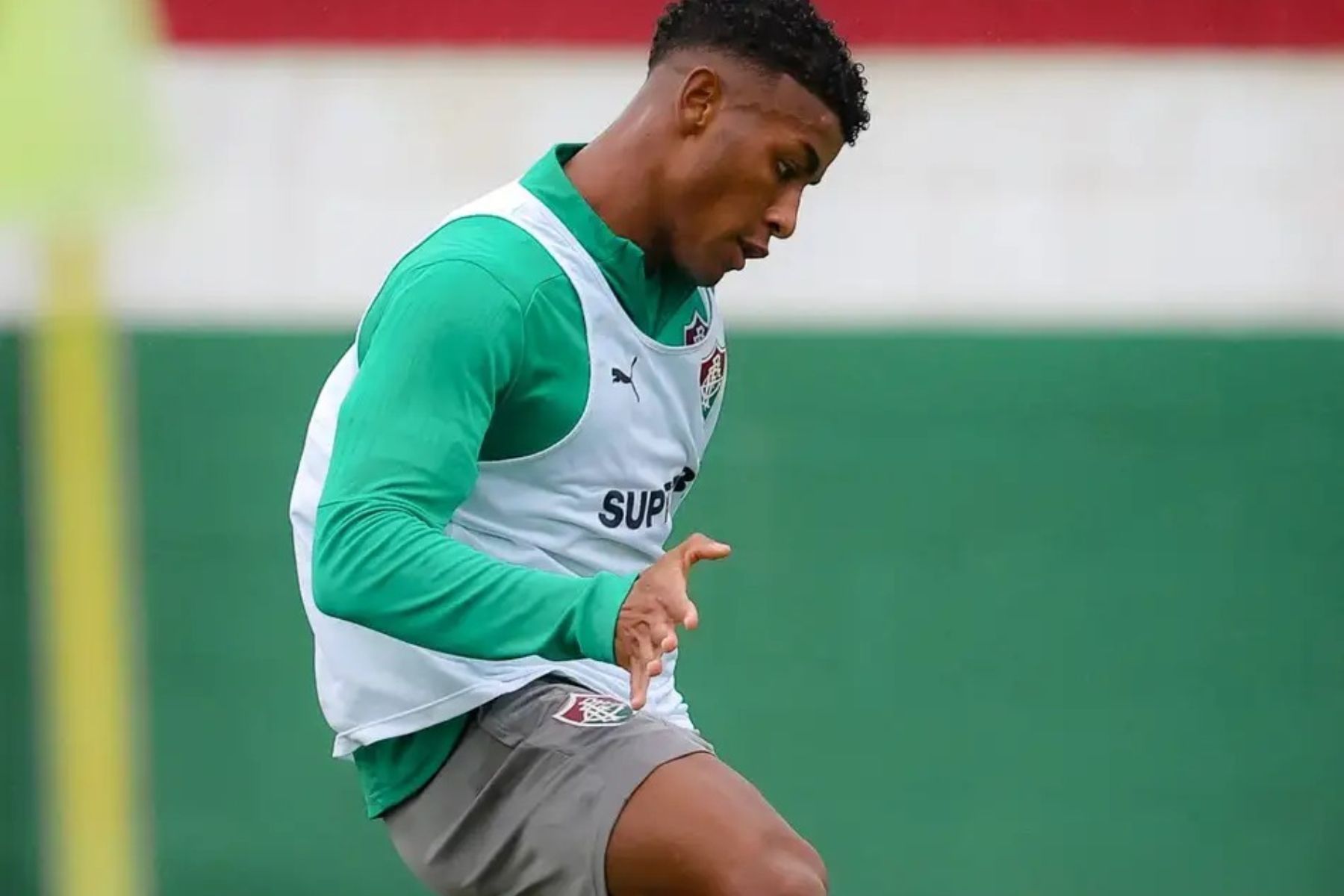 Dupla do Fluminense participa de atividade e deve ir para duelo na Libertadores