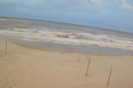 Tsunami metereológico atingiu o litoral de SC nesta segunda-feira (21).