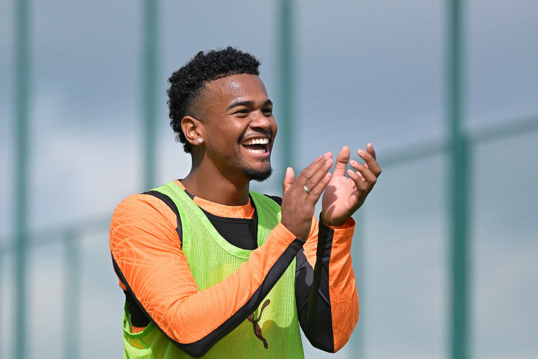 Cria do Atlético brilha na Europa e sobe ao pódio entre jovens brasileiros no mundo