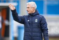 As dúvidas de Luís Castro no Grêmio para GreNal decisivo pela Copa do Brasil