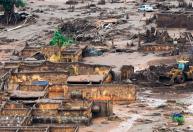 Justiça Federal condena Samarco e três engenheiros por rompimento de barragem em Mariana