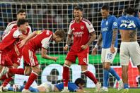 Com golaço de Odegaard, Arsenal bate Napoli fora de casa pela estreia na Champions