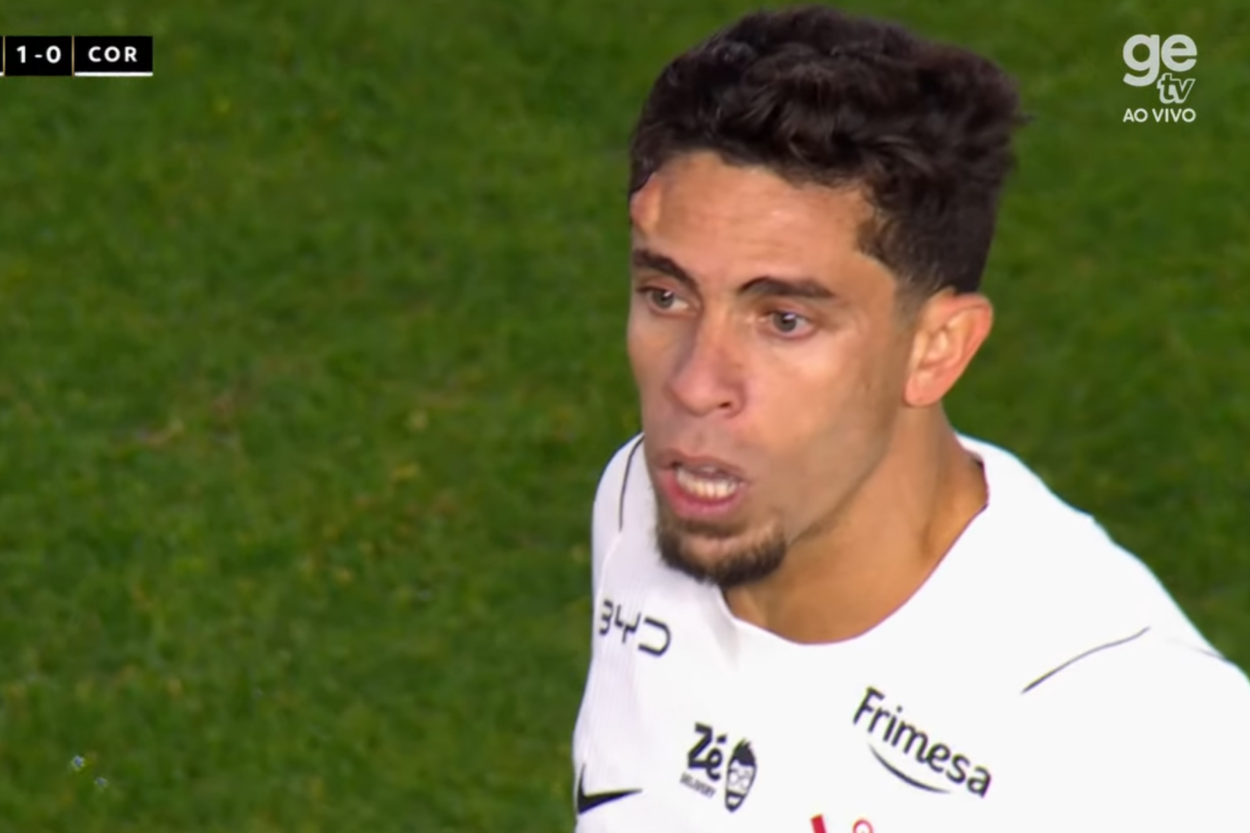 Libertadores: zagueiro do Corinthians fica com ‘galo’ na cabeça após disputa e reage