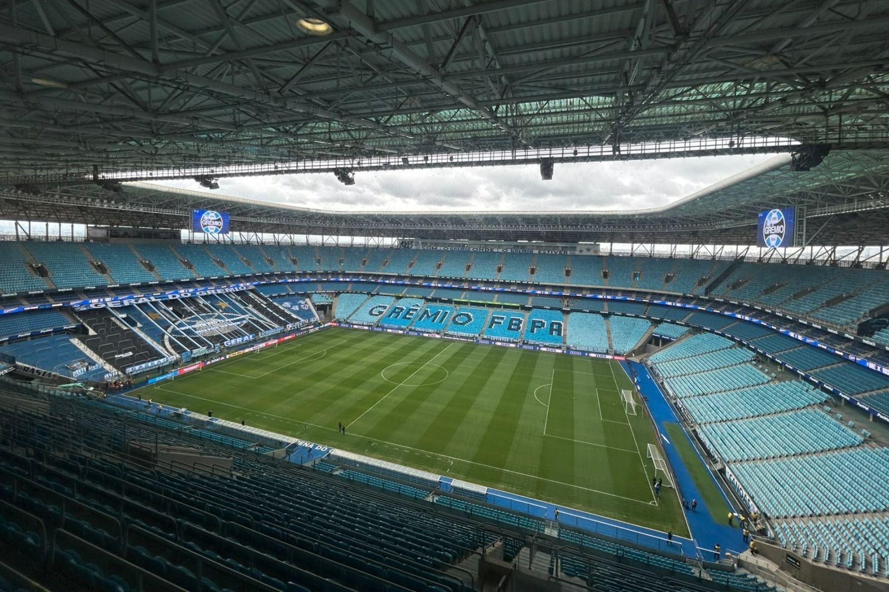 Grêmio x Vasco: escalações para o duelo decisivo contra o Z4 do Brasileirão