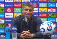 Técnico do Vasco revela prioridade e se briga contra rebaixamento atrapalha Copas