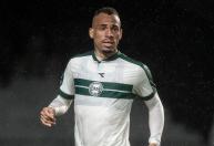 Atacante do Coritiba, Breno Lopes é denunciado pelo STJD e pode pegar gancho