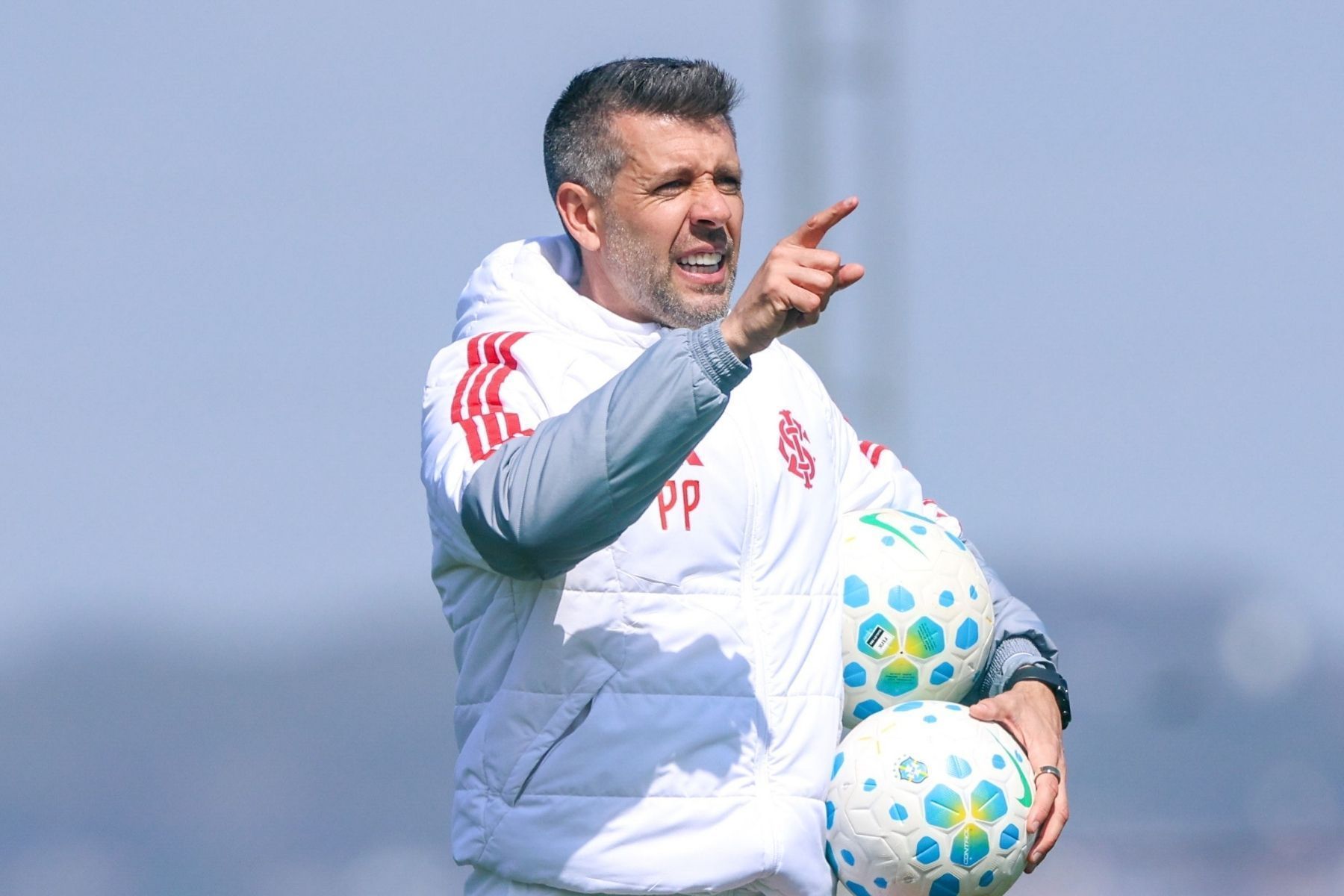 Internacional tem retornos e desfalque contra o São Paulo; veja opções de Pezzolano