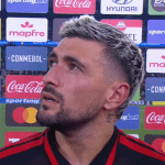 Arrascaeta detona gramado do Maracanã após classificação do Flamengo: ‘Cada vez pior’