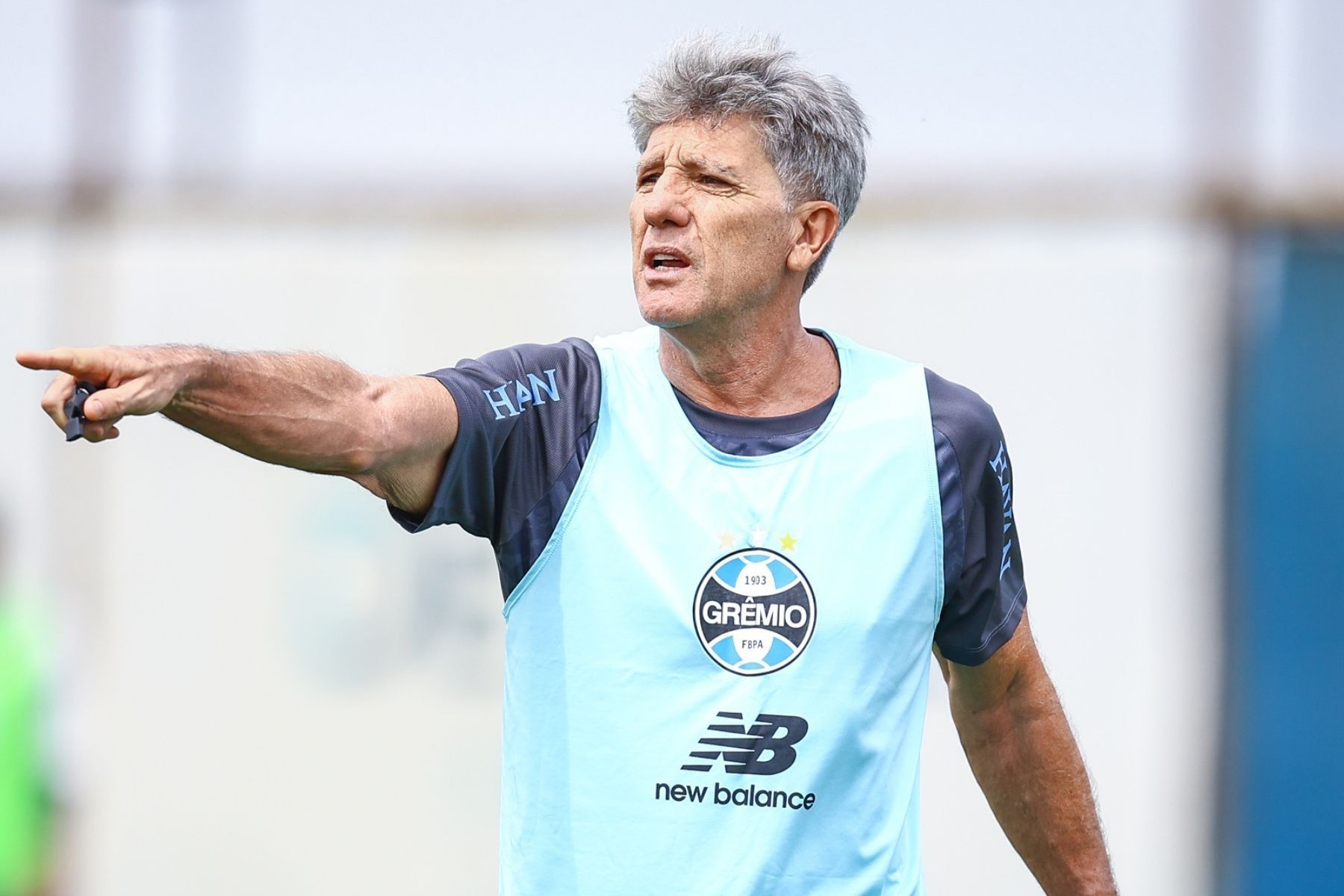 Comentarista da CazéTV é direto sobre Renato no Grêmio: 'Não assumiria outra equipe'