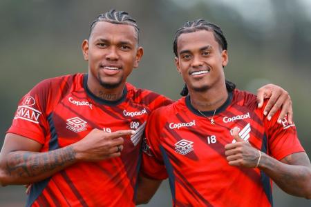 Jorge Rivaldo e Kerwin Vargas, colombianos contratados na última janela • Divulgação/Athletico