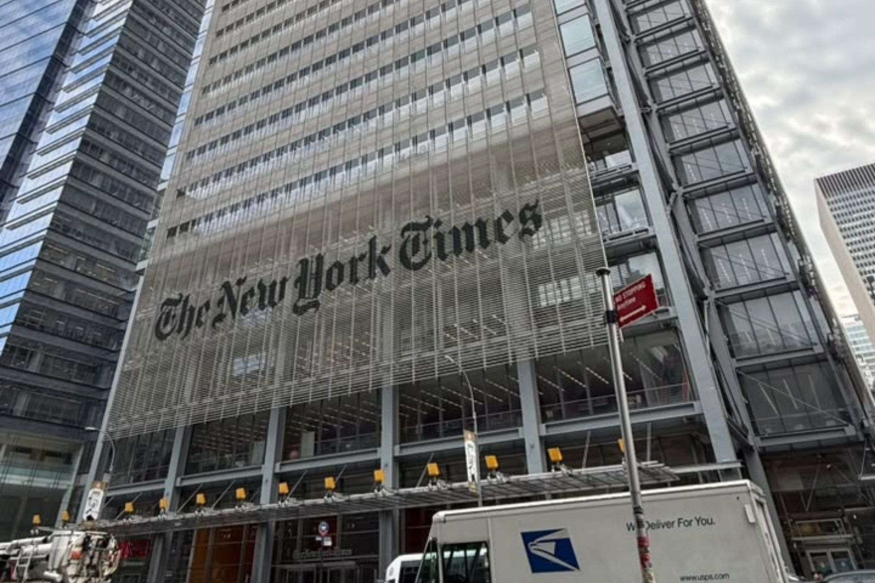 Executivo do New York Times é morto a tiros nos EUA; ex-sogros são suspeitos