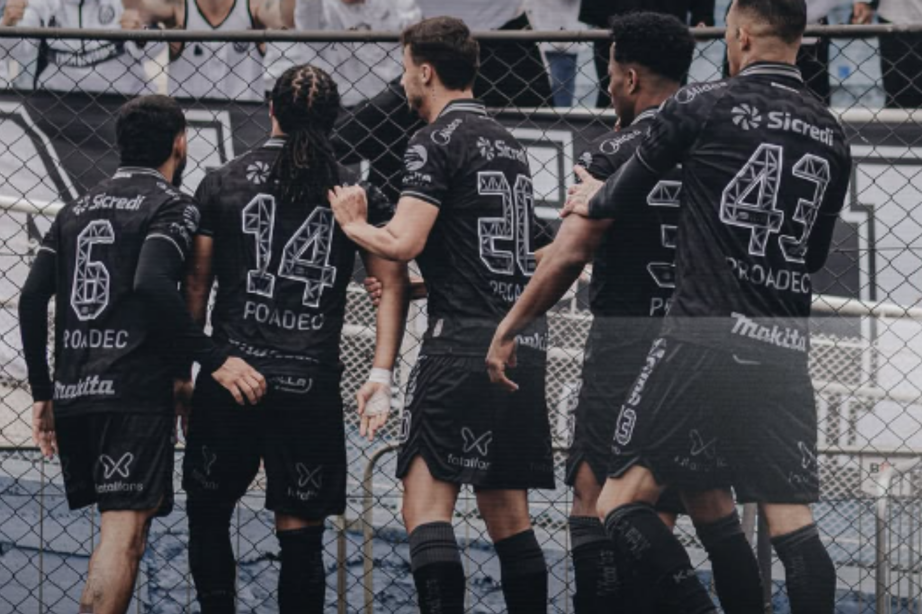 Série B: Operário-PR vence Londrina com gol nos acréscimos e se aproxima do G6