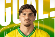 Atacante cria do Atlético marca hat-trick em estreia como titular por time europeu