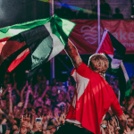ONGs pró-Palestina receberão US$ 1 milhão de Macklemore após expulsão de turnê de Ed Sheeran