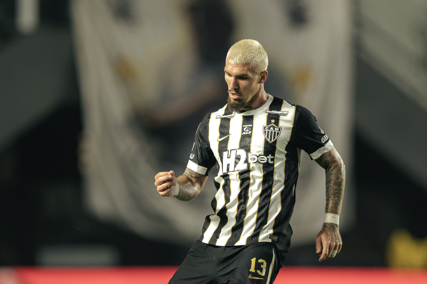 Felipe Melo elogia Lyanco, mas faz ressalva sobre zagueiro do Atlético: 'Não sei como'