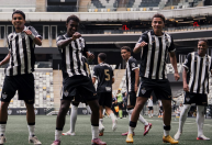 Com brilho de meia da Seleção e Veneno, Atlético goleia Vitória no Brasileiro Sub-17
