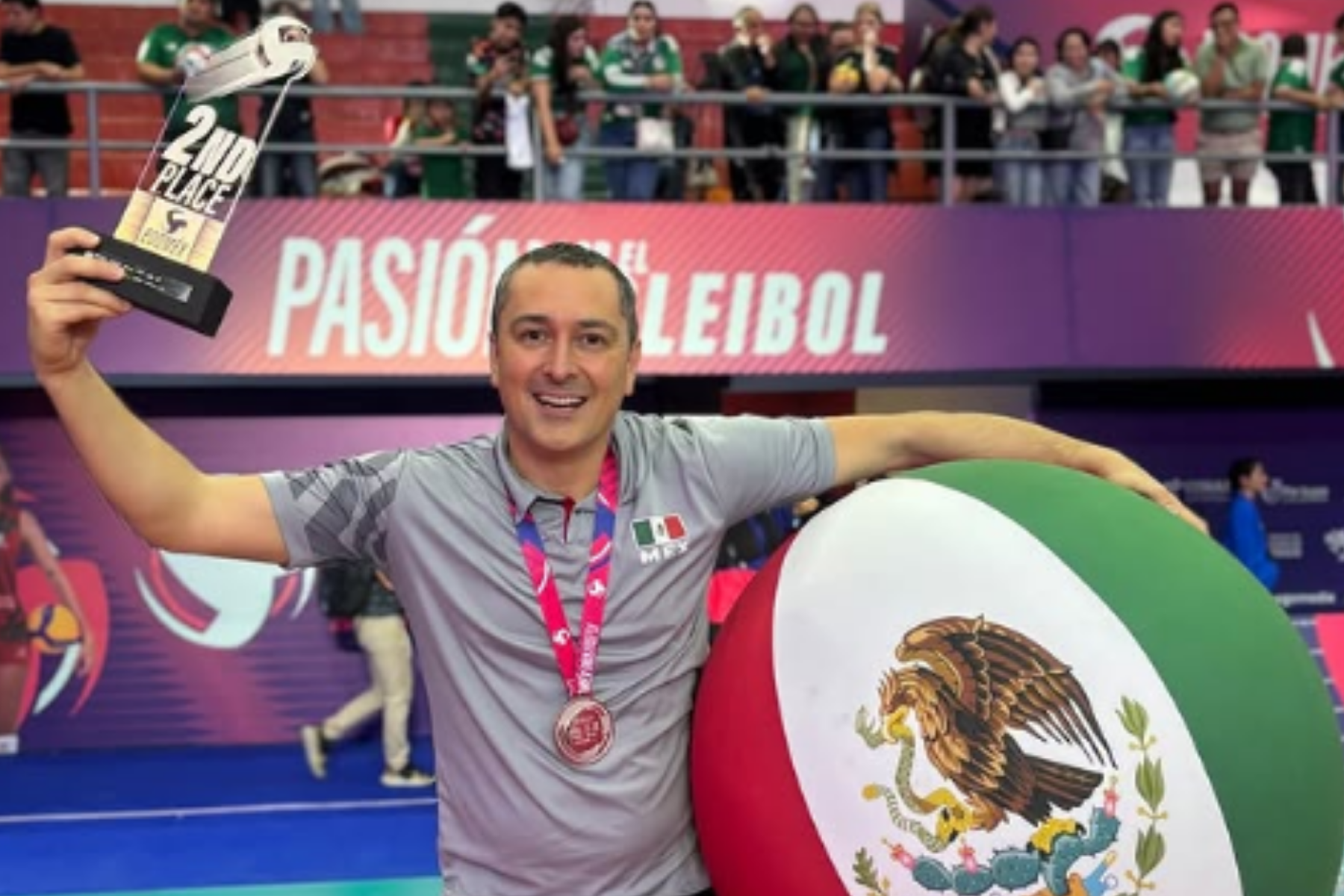 Vôlei: ex-técnico do Gerdau Minas é vice-campeão entre seleções na América do Norte
