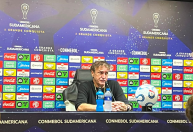 Técnico do Santos, Cuca é direto sobre negociação com Coutinho: 'Todos sabem'