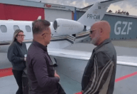 Buscas por helicóptero com cantor Rick e empresário Bruno Avelar são interrompidas em SC