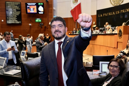O deputado mexicano Zenyazen Escobar • Reprodução/Redes Sociais