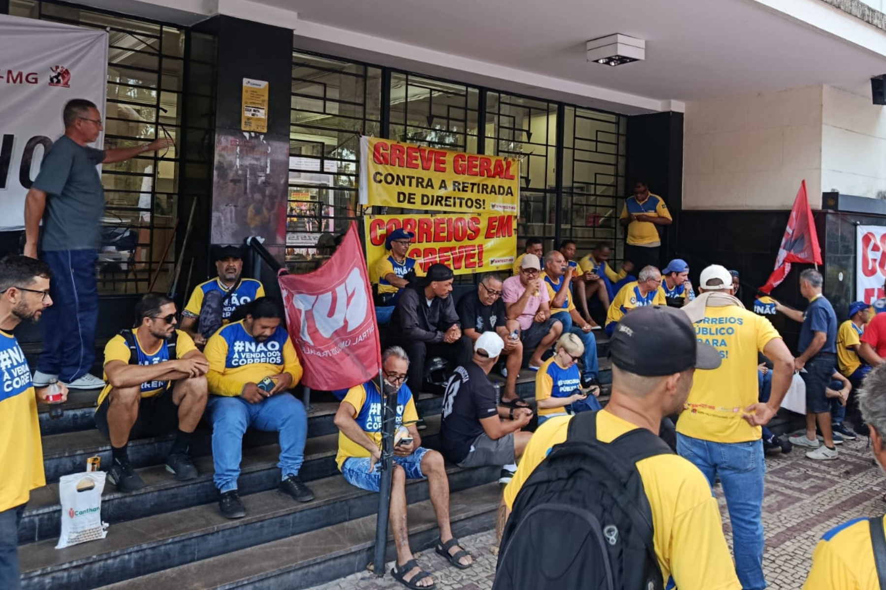 Após 14 dias, trabalhadores dos Correios encerram greve em Minas Gerais
