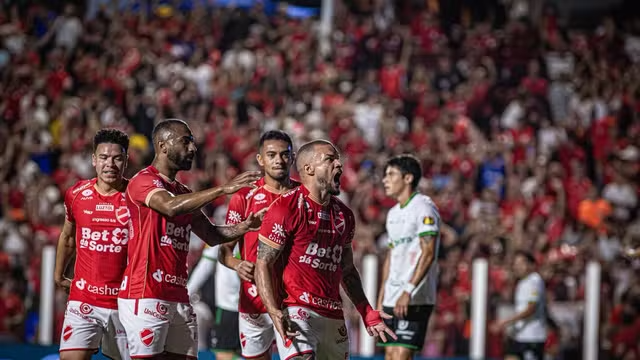 Vila Nova-GO vence, vira líder e afunda o América na Série B do Brasileiro
