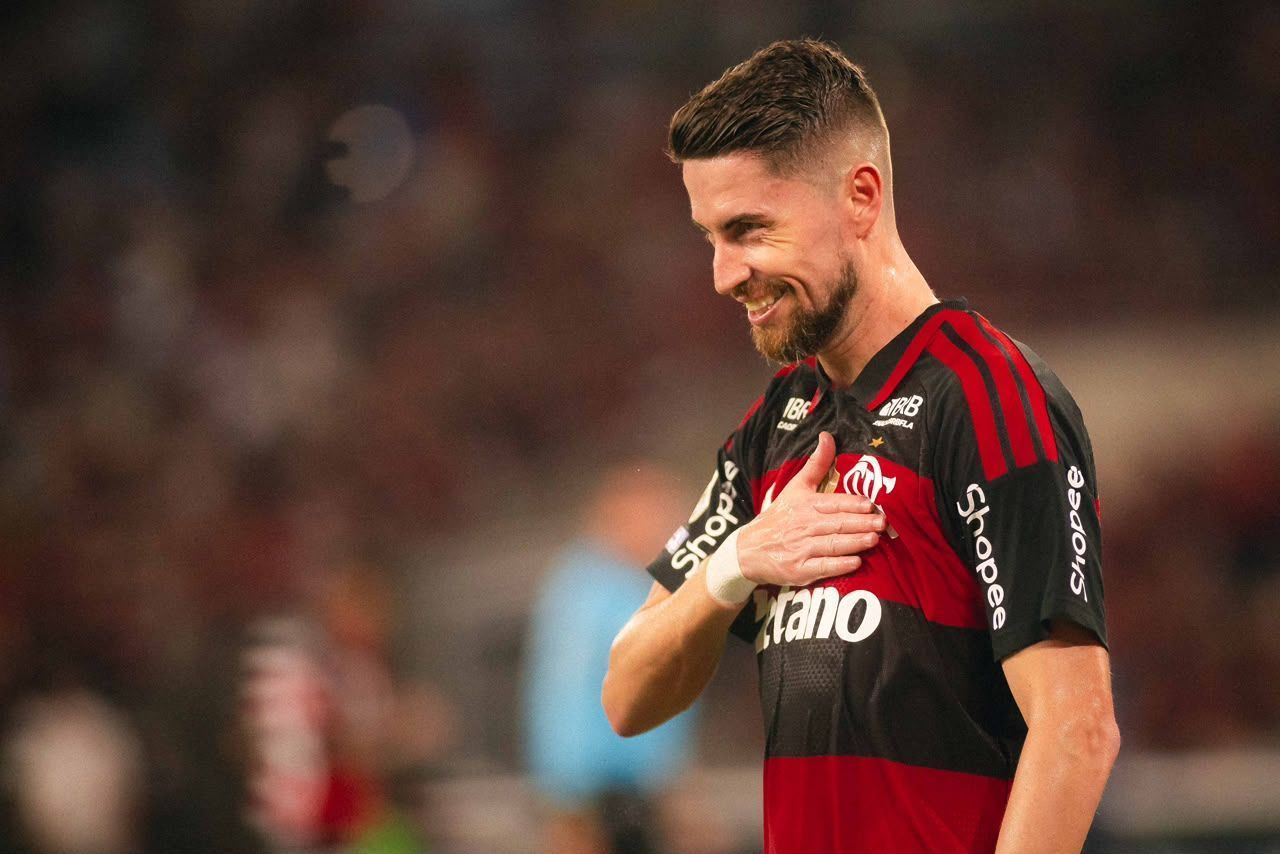 Jorginho destaca liderança 'natural' que exerce no Flamengo; entenda