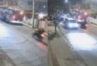 Vídeo mostra o momento em que jovem é morto dentro de ônibus, em BH