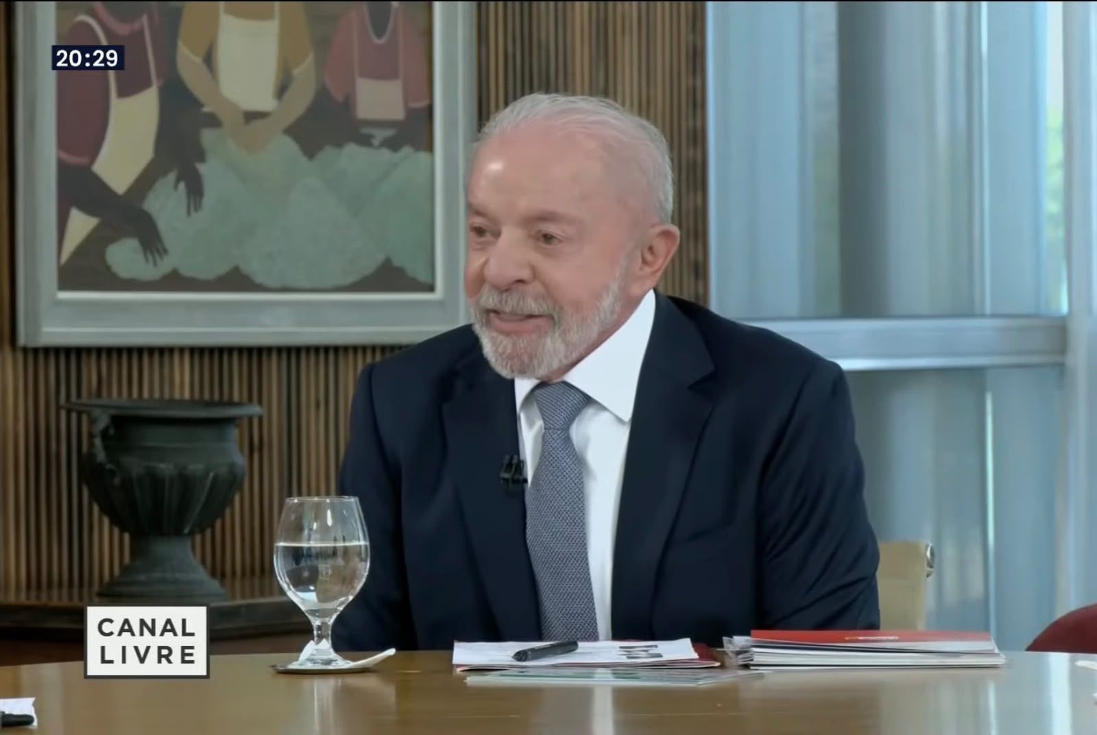 Lula promete retomada de territórios tomados por facções com integração entre as polícias