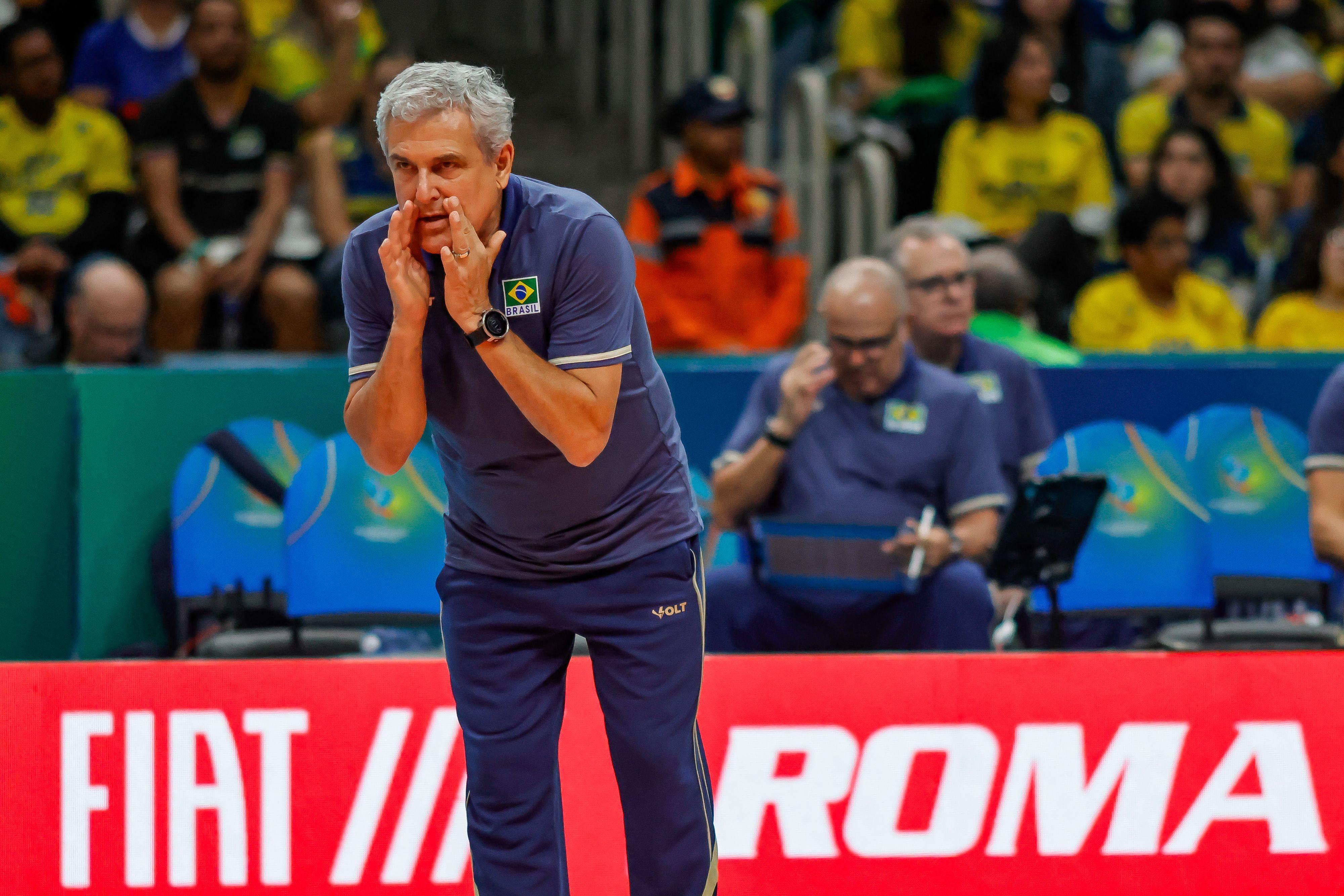 Brasil enfrenta Colômbia para manter 100% no Sul-Americano Feminino de Vôlei