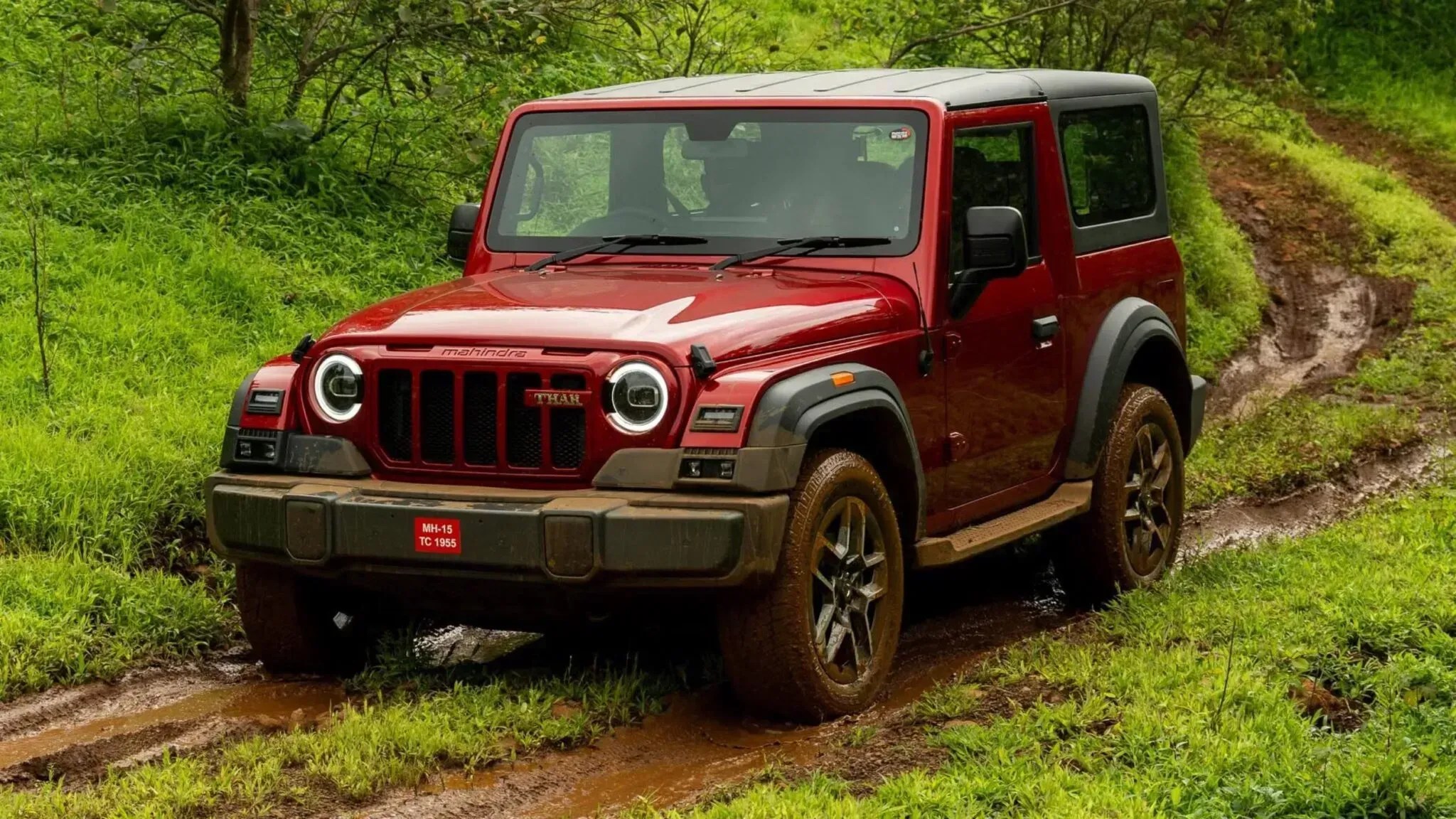 Sósia indiano do Jeep Wrangler tem motor a diesel e custa menos de R$ 60 mil