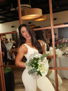 Gabriela Versiani está noiva de Murilo Huff