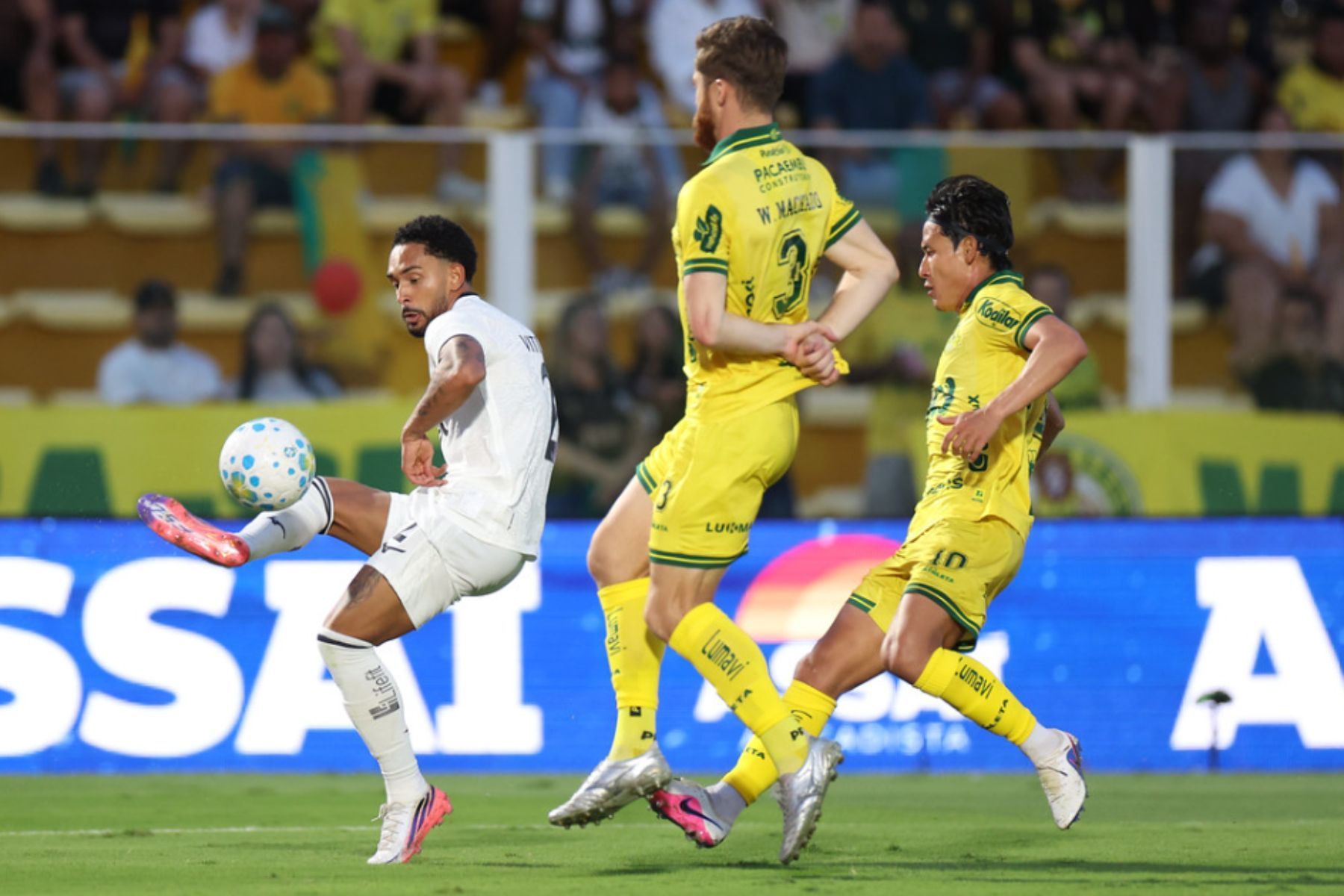 Ex-Cruzeiro brilha e comanda vitória do Mirassol sobre o Botafogo pelo Brasileiro