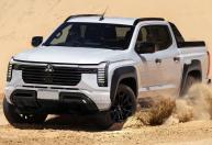Nova Mitsubishi Triton será híbrida com visual inspirado no novo Pajero