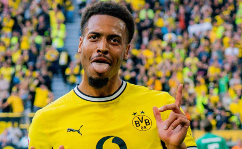 Felix Nmecha em ação pelo Borussia Dortmund
