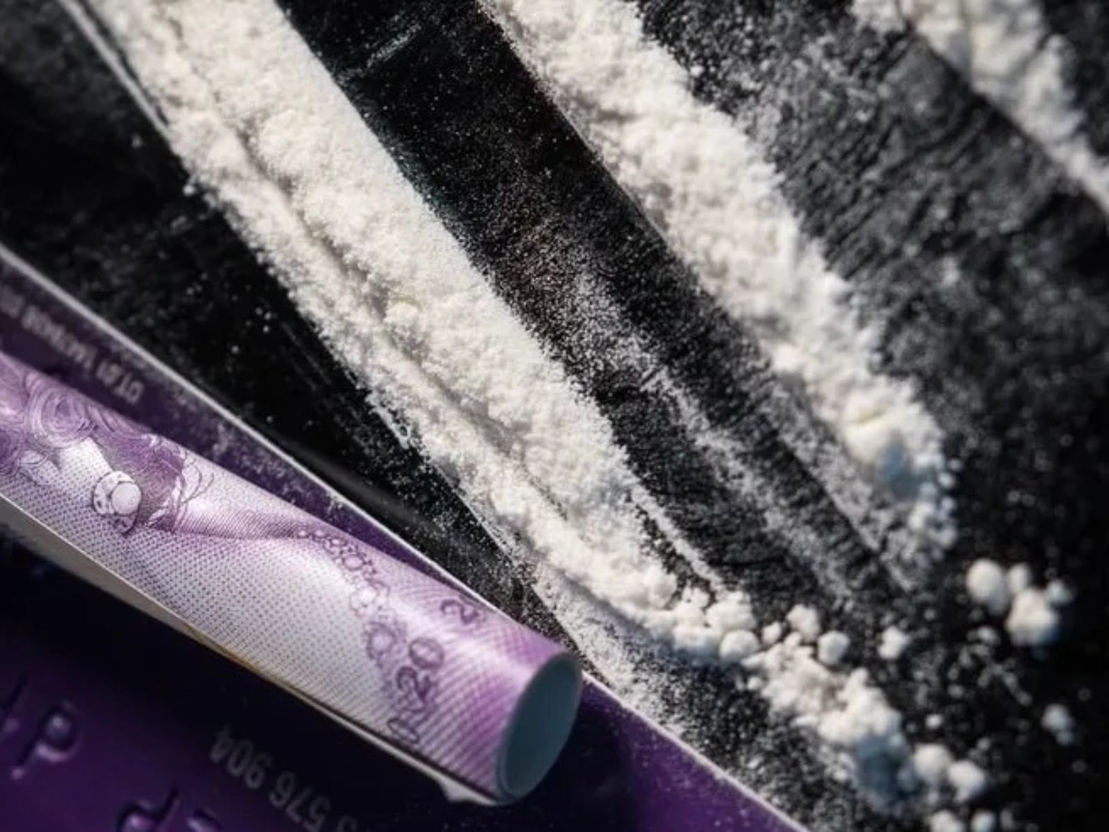 Drogas inéditas são identificadas em amostras coletadas em festas de São Paulo