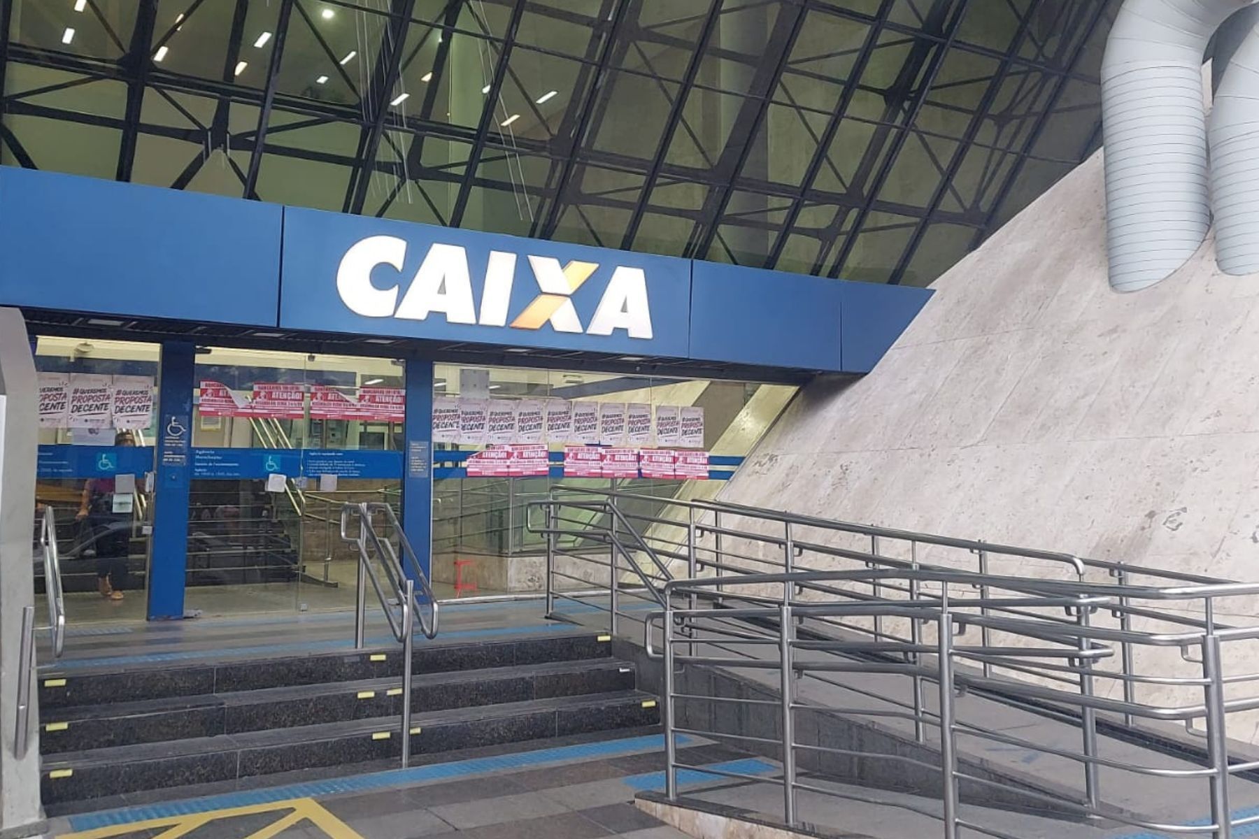 Funcionários da Caixa entram em greve por tempo indeterminado a partir desta quinta-feira