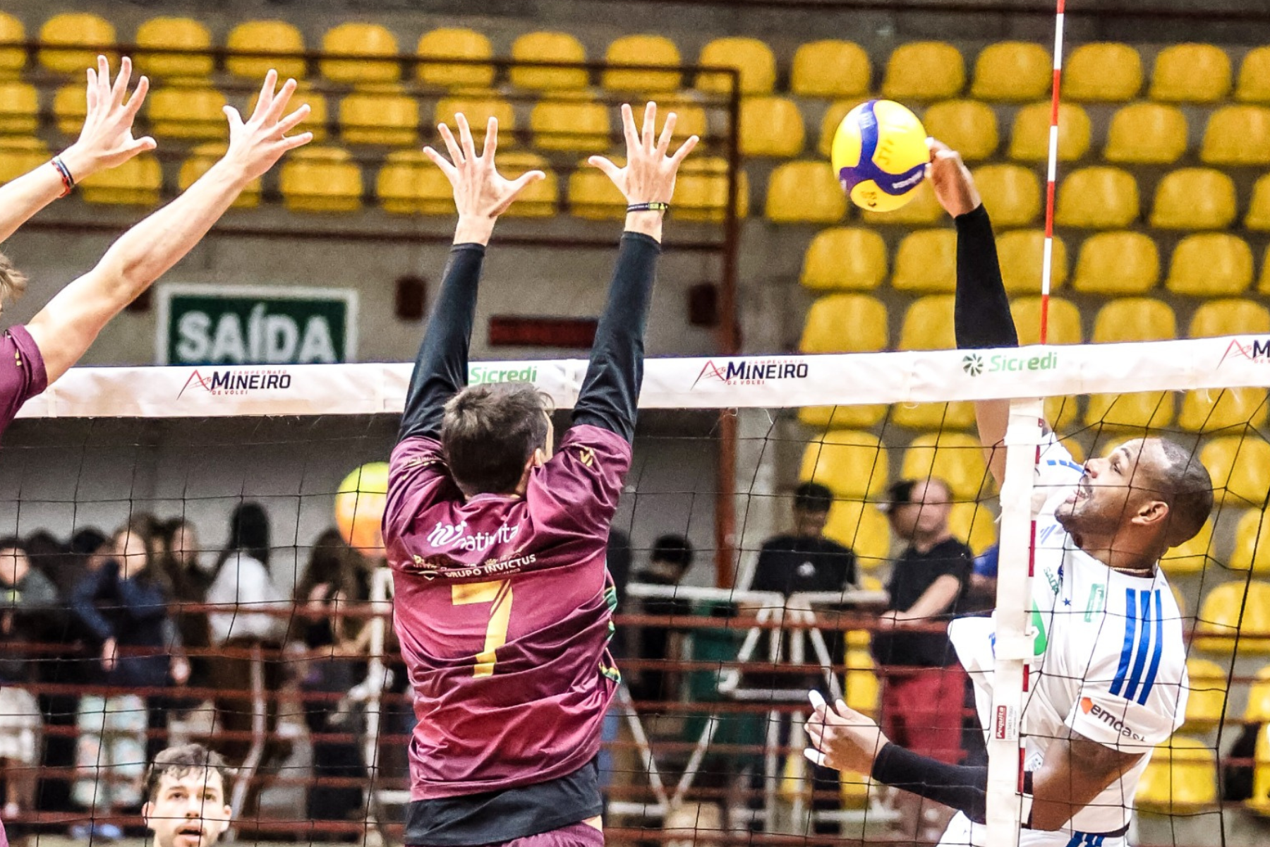JF Vôlei encerra sequência em casa com derrota para o Cruzeiro no Mineiro de Vôlei