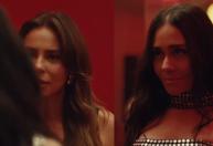 Alessandra Negrini e Paolla Oliveira sobem a temperatura em comercial da Netflix
