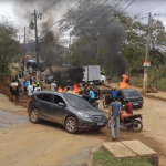 Moradores bloqueiam avenida em Timóteo por falta de água e energia após vendaval