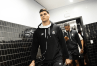 Gabriel Brazão passará por cirurgia e vira desfalque no Santos por tempo indeterminado