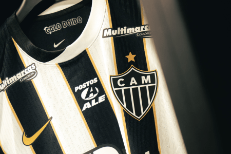 Camisa do Atlético no vestiário da Arena MRV