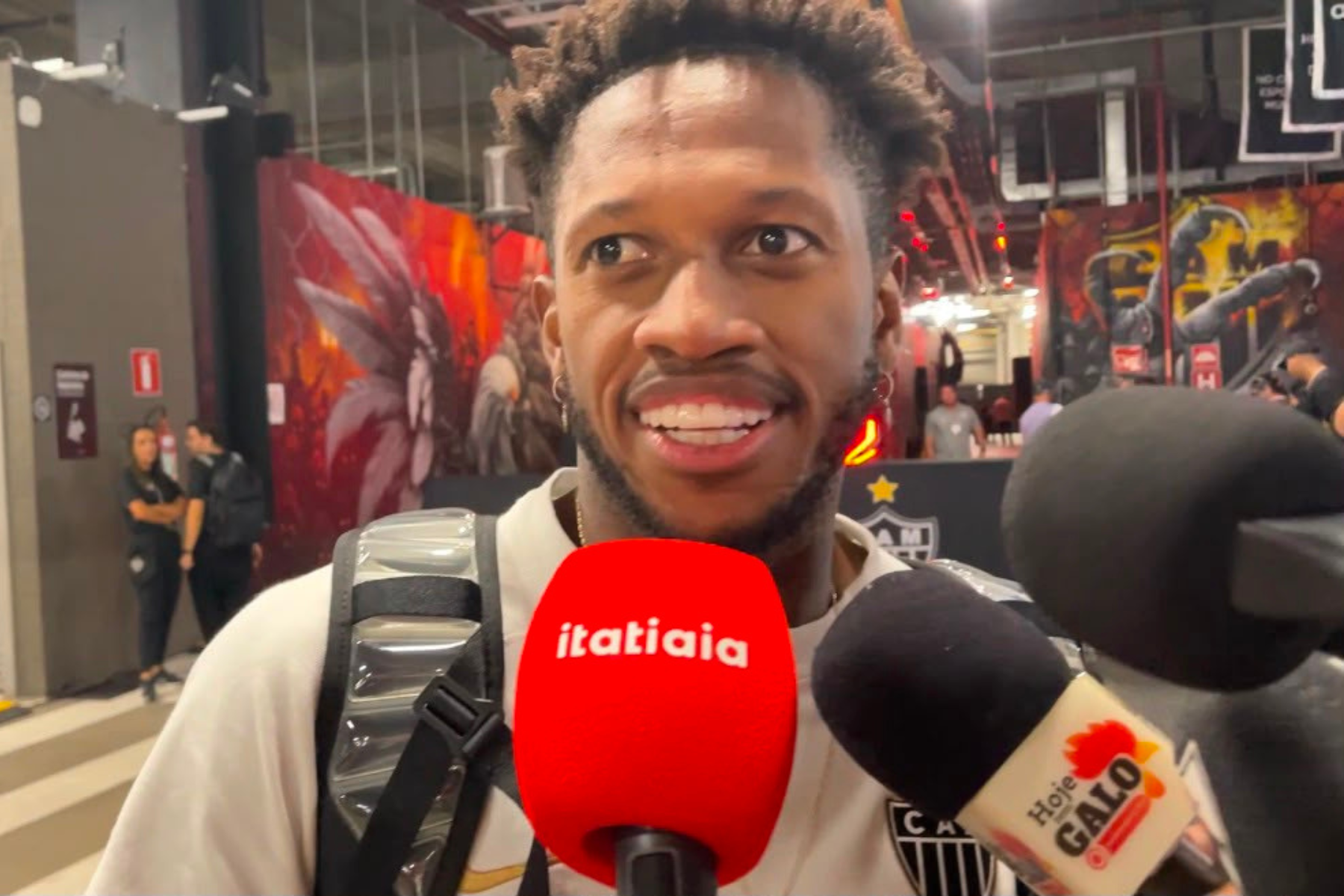 Meia do Atlético, Fred reage às provocações de Neymar e mira virada sobre o Santos