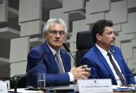 Caiado recebe alta médica após três dias internado em São Paulo