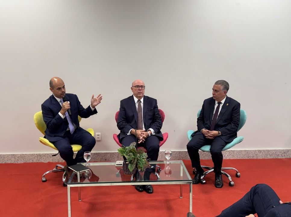 Com prefeitos da Grande BH, Simões se reúne com presidente do TRF-6 para destravar Rodoanel