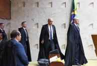 'É impressionante a desfaçatez desse sujeito': Gilmar e Mendonça batem boca no STF