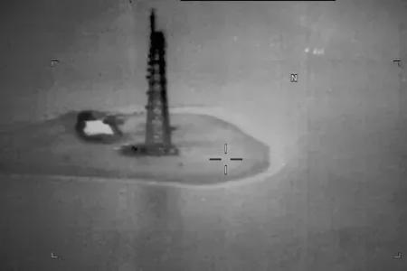 Seis OVNIs são flagrados a 800 km/h durante monitoramento militar dos EUA; veja