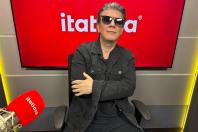Show em BH celebra 50 anos do U2 e 25 anos de banda cover